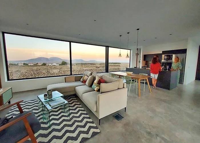 Willa Tabaiba En Con Piscina