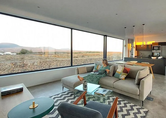 Tabaiba En Con Piscina * Lajares