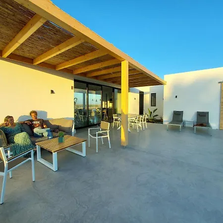 Villa Tabaiba En Con Piscina