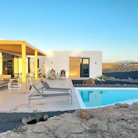 Tabaiba En Con Piscina Лахарес