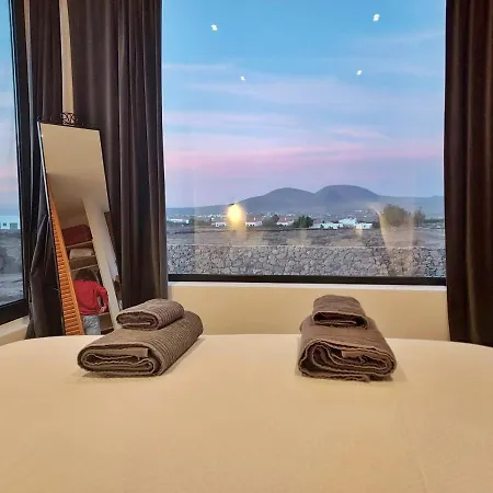 Villa Tabaiba En Con Piscina *