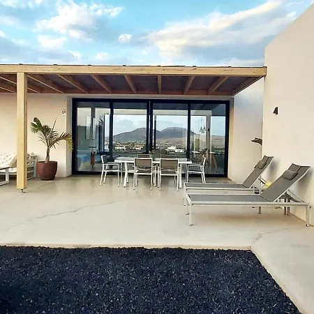 Tabaiba En Con Piscina *