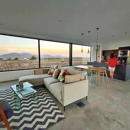 Villa Tabaiba En Con Piscina