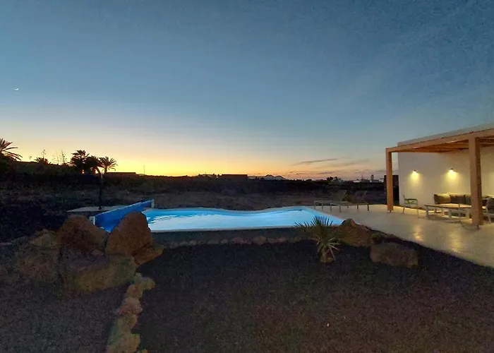 Tabaiba En Con Piscina Villa *