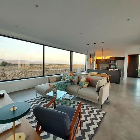 Tabaiba En Con Piscina Villa Lajares